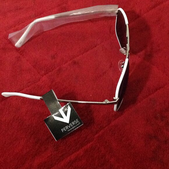 NWT Perverse Unisex Aviators Sunglasses Belllezza White - Picture 4 of 8